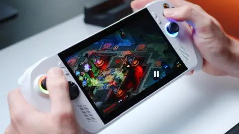 Asus ROG Xbox Ally Rumored for Computex 2026 Handheld Launch
