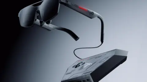 Asus ROG Xreal R1 AR Glasses Pre-Orders Open May 17 for Europe and North America