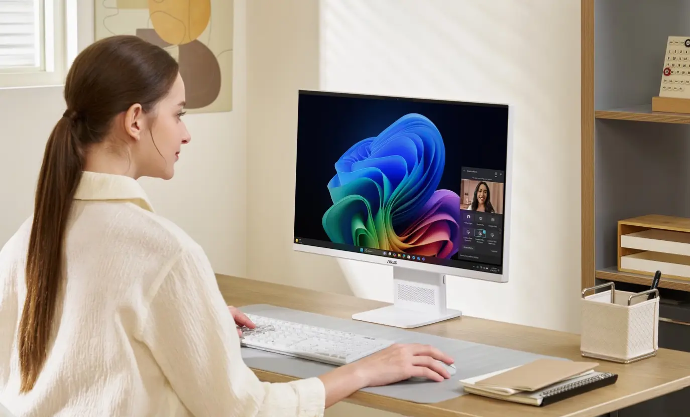 Asus VM441 AiO PC 23.8-inch 1080p touchscreen display with white finish