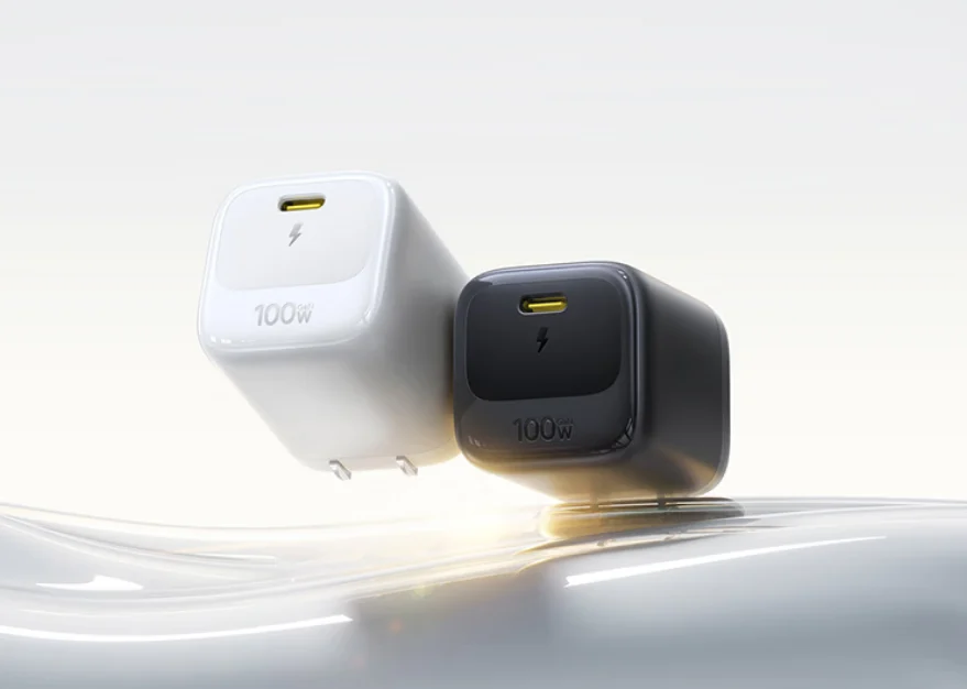 Baseus EnerFill FH22 100W GaN charger front view