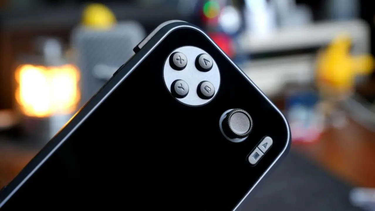 Designer Lao Zhang Teases New Yoo Y1 Horizontal Android Handheld