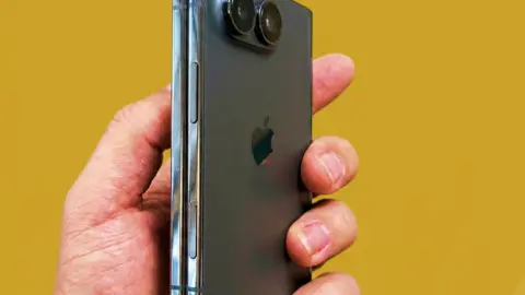 iPhone Ultra Foldable Delayed Indefinitely Due to Hinge Durability Issues