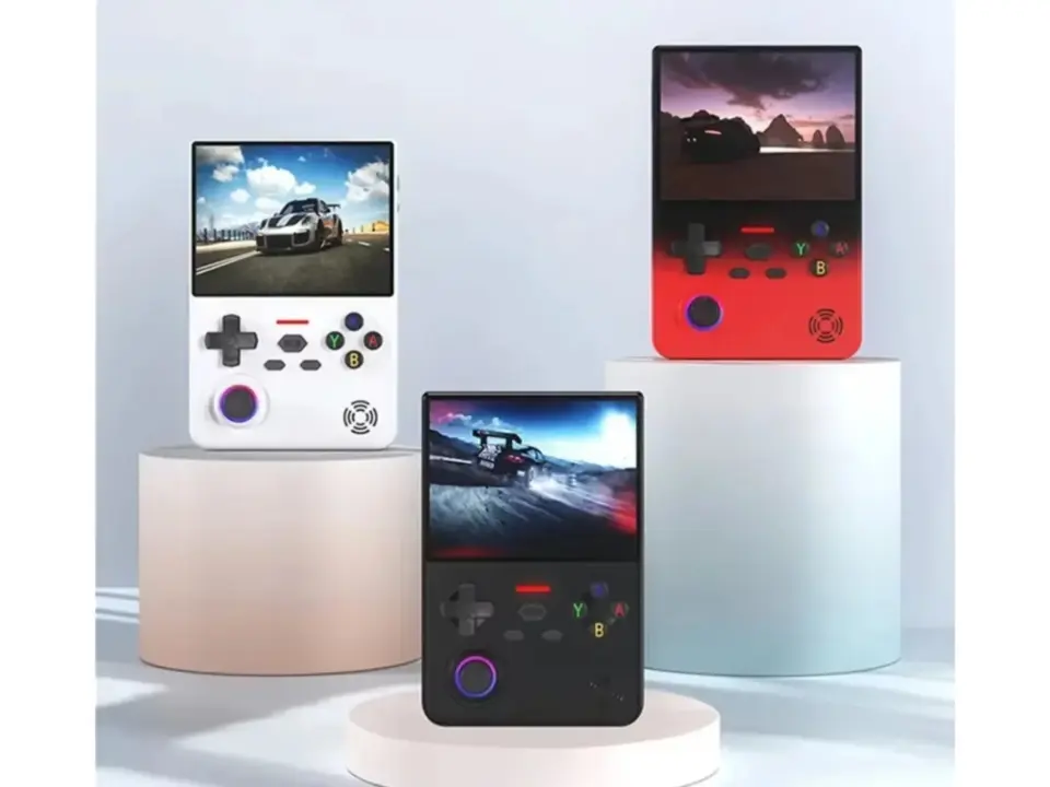 Lenovo G02 Handheld Sparks Legal Controversy Over Pre-Installed Nintendo ROMs