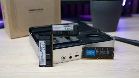 Minisforum AI X1 Pro RAM Upgrade Boosts CPU and Radeon 890M Performance