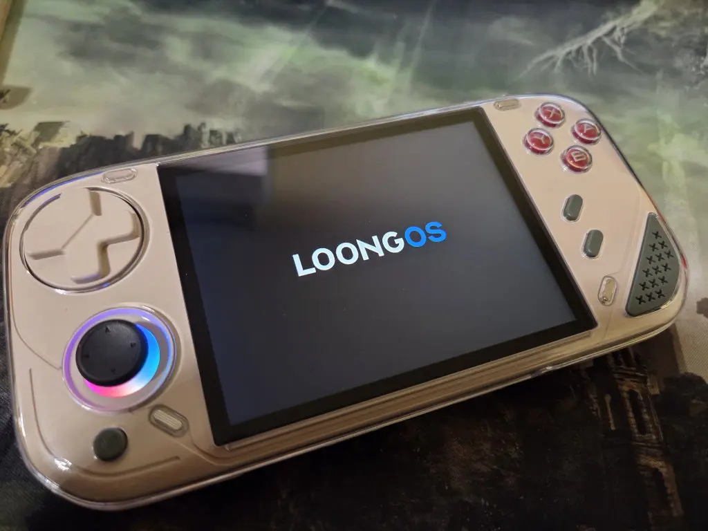 Miniloong Pocket 1 handheld with ROCKNIX custom firmware