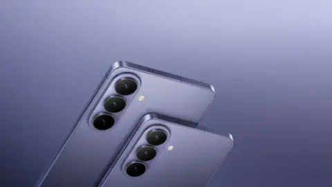 Samsung Galaxy S27 Pro concept rendering showing flat display and camera layout