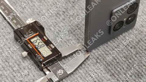 Sony Xperia 1 VIII Thickness Discrepancy: Official 8.3mm vs Leaker’s 8.59mm