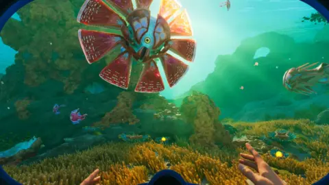 Subnautica 2 Early Access Peaks at 453K Players, Sells 1M Copies in First Day