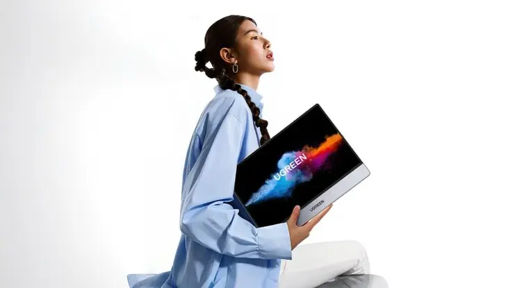 Ugreen AP16 portable monitor with 16-inch IPS display and metal housing