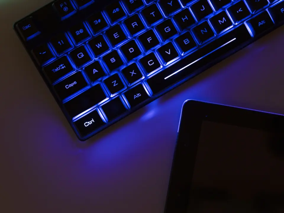 Windows 11 Release Preview Builds Add Copilot in Excel and Fix Zero-Day Flaws
