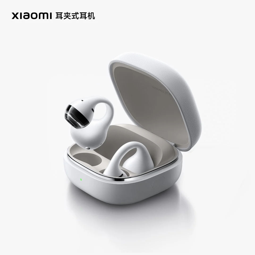 Xiaomi clip-on earbuds in Satin Gold with transparent sphere design