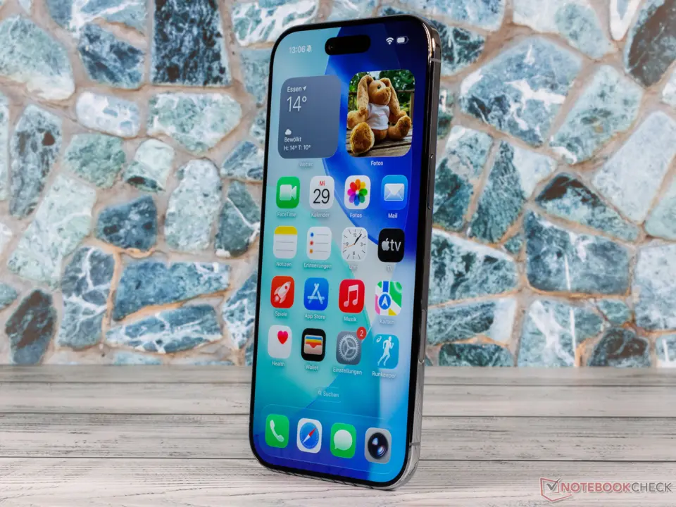 Apple iPhone, iPad, Mac price hikes imminent due to DRAM crisis
