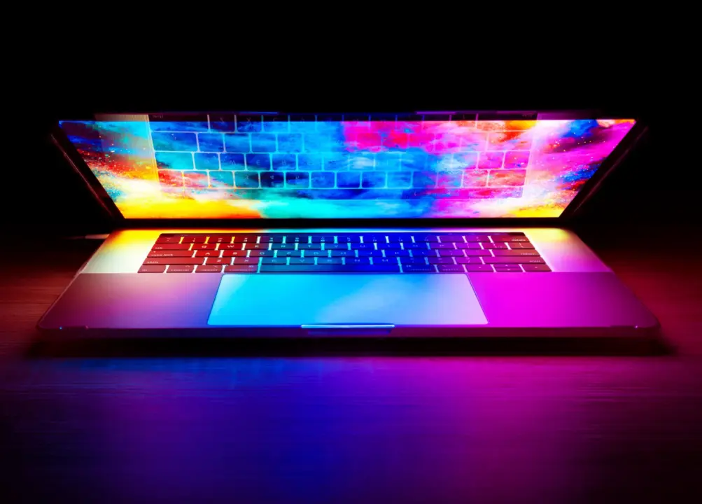 Apple MacBook Ultra OLED Display to Cover 95 Percent of BT.2020