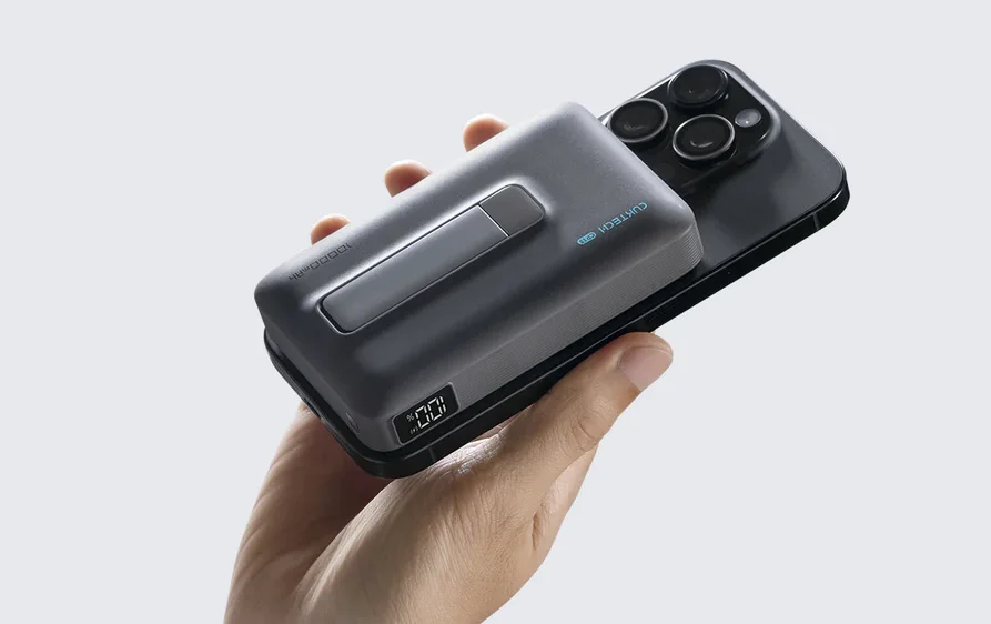 Cuktech CP13 magnetic power bank with foldable stand