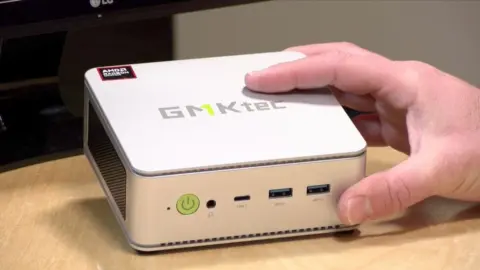GMKtec EVO-X3 mini PC