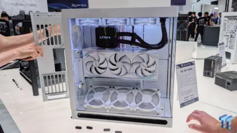 HAVN HS 360 VGPU PC case with panoramic glass and vertical GPU mounting