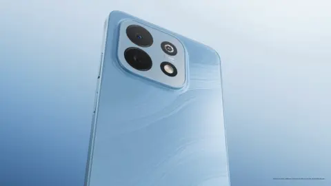 Huawei nova Y74 Launches with 6,620mAh Battery and 40W Charging