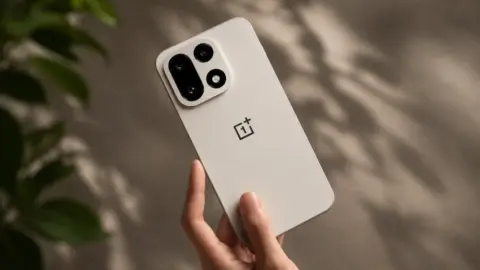 OnePlus OnePlus 15
