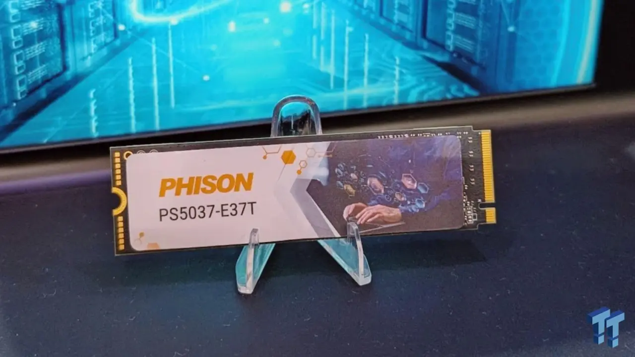 Phison E37T SSD Controller Delivers 14.9 GB/s Without DRAM