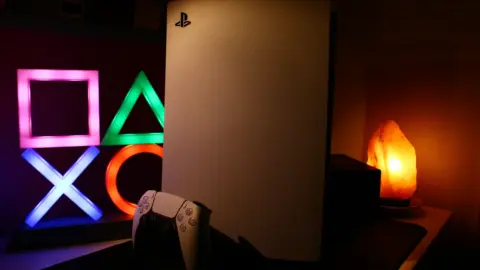 Sony PlayStation Patent Reveals AI Loading Screen Ads