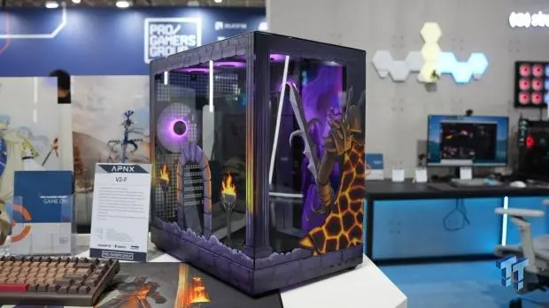 Old School RuneScape themed PC case and keyboard