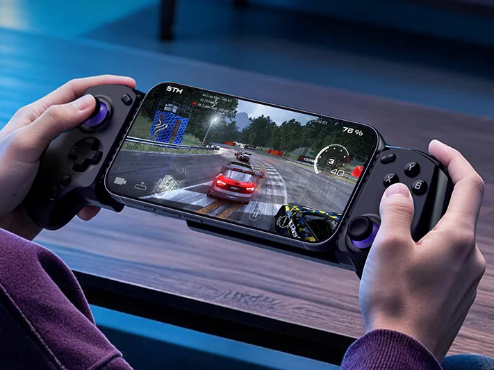 Abxylute S8 Lite Telescopic Controller Launches at $40 for USB-C Mobile Gaming