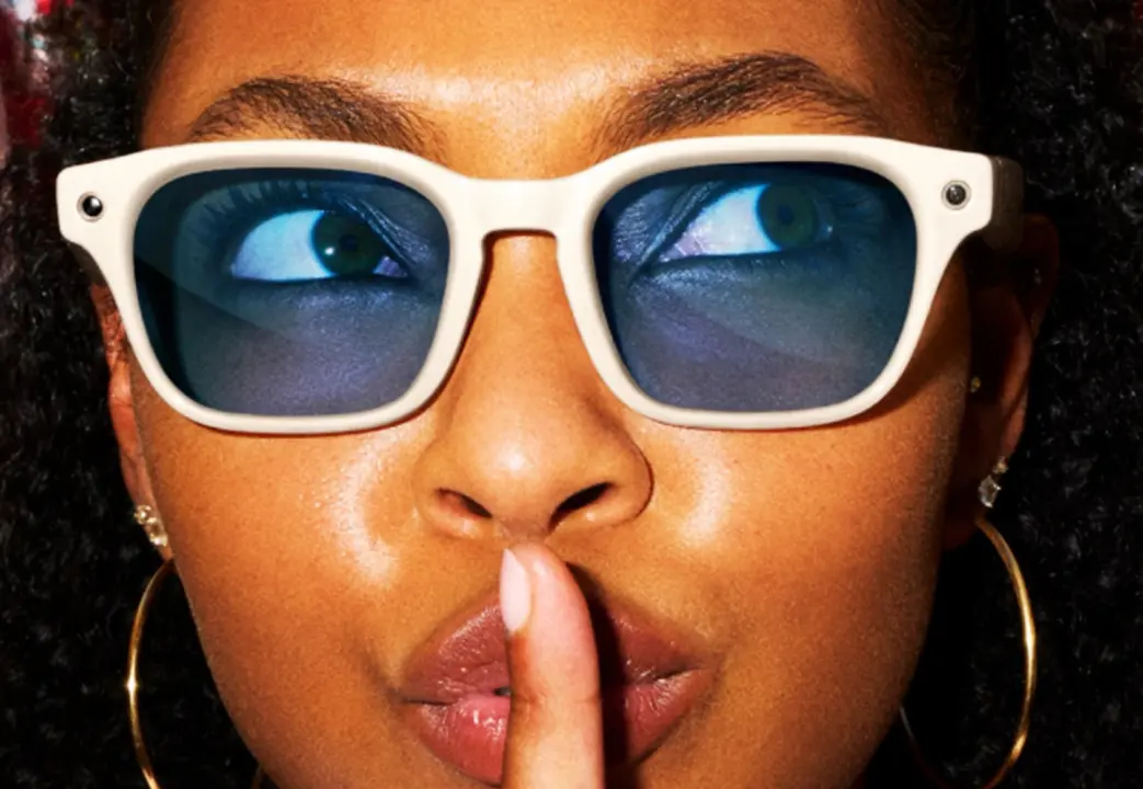 Apple Smart Glasses Launch in 2027 with Privacy Focus