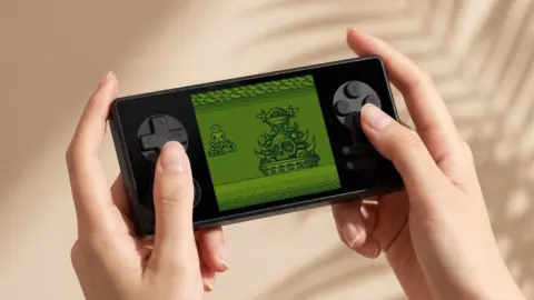 GKD350H Ultra Handheld Revealed With HiFi Chip and $110 Price