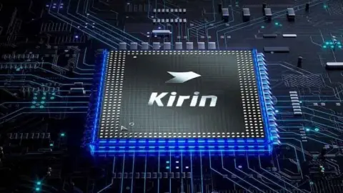 Kirin 9030 Pro Teardown Shows SMIC N+3 Beats Intel 18A Pitch