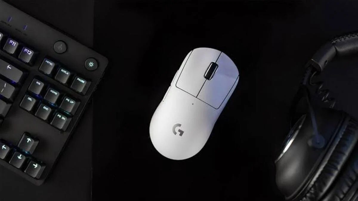 Logitech Mice Get Heavier in EU for Replaceable Batteries
