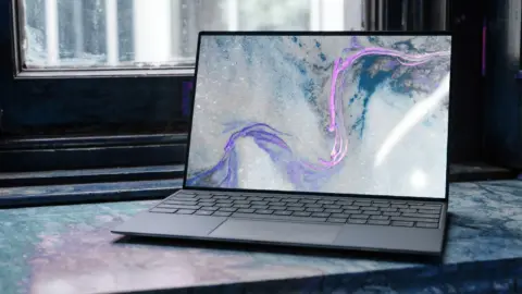 Microsoft Hotfix Fixes Dell PC Shutdowns Caused by Intel Driver Conflict