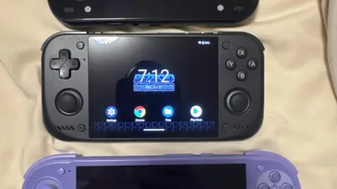 Retroid Pocket Nova render image