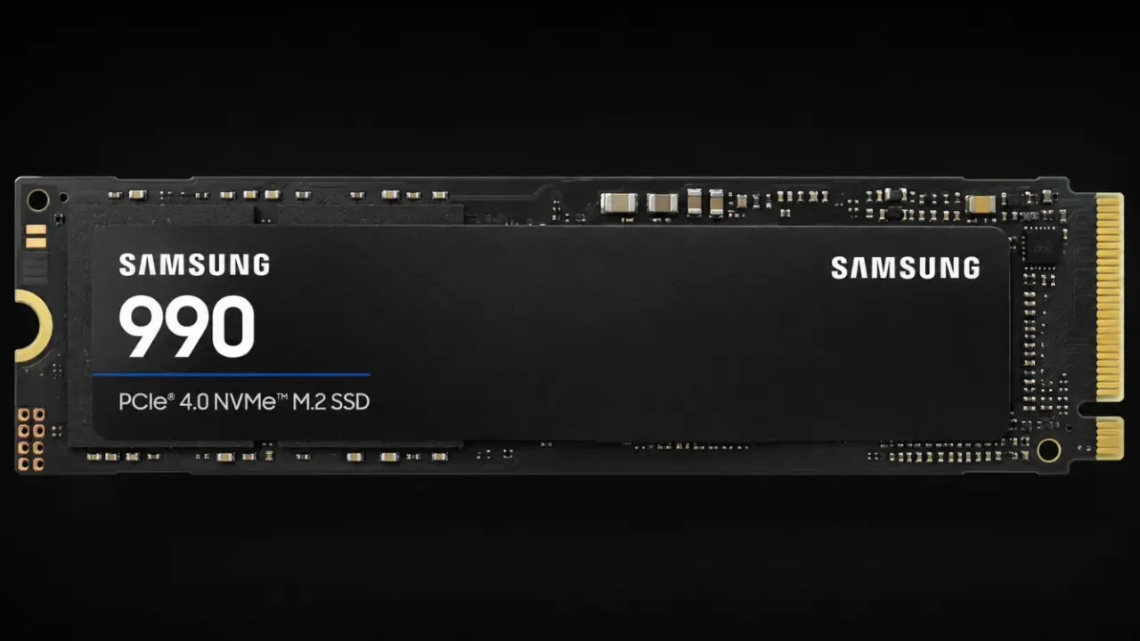 Samsung 990 SSD Spotted: PCIe 4.0 Drive Skips DRAM for Budget Speed