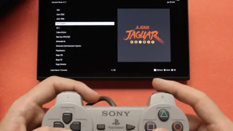 Retro Remake SuperStation FPGA console