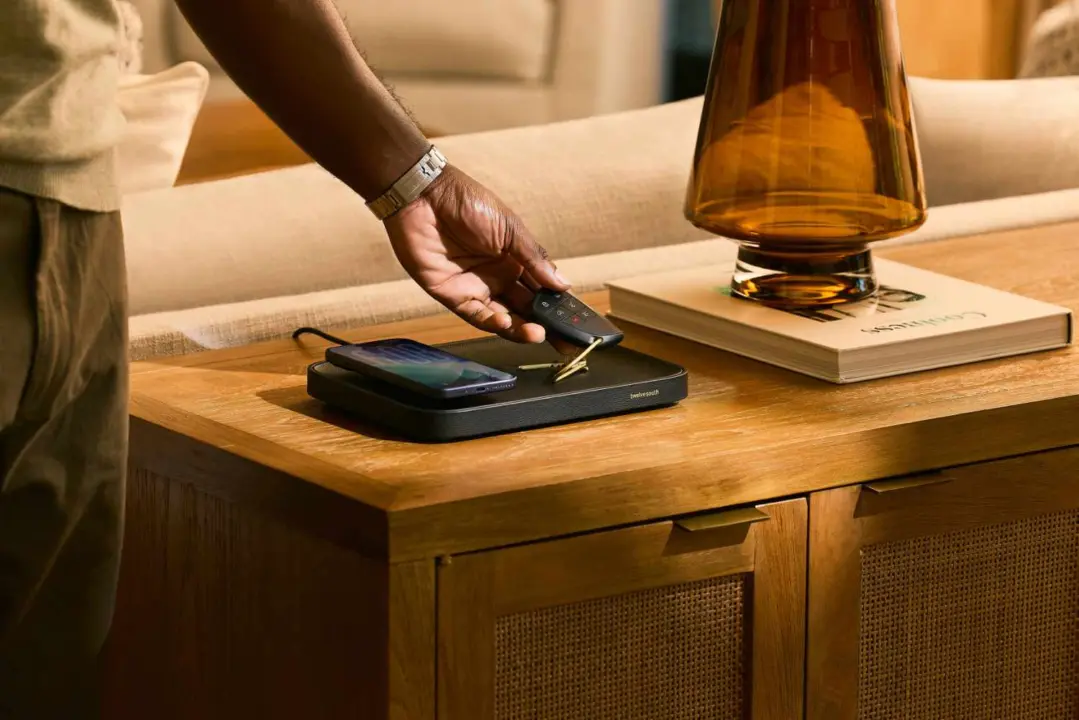 Twelve South Valet Qi2 Charger Launches at $179 With Nappa Leather