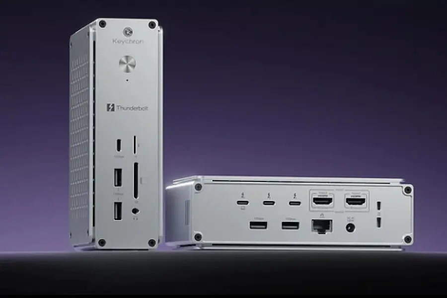 UGREEN Maxidok 17-in-1 Thunderbolt 5 docking station