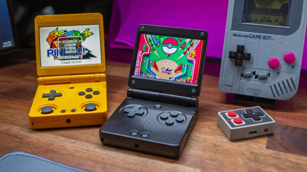 Anbernic RG SP Clamshell Handheld Ships in 2026 for Around $60