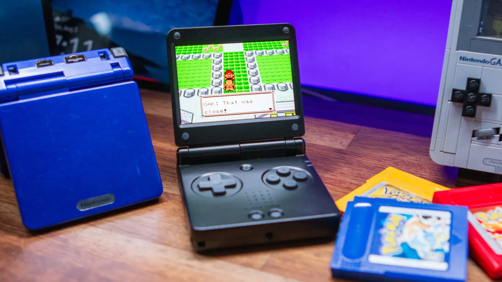 Anbernic RG SP retro handheld device