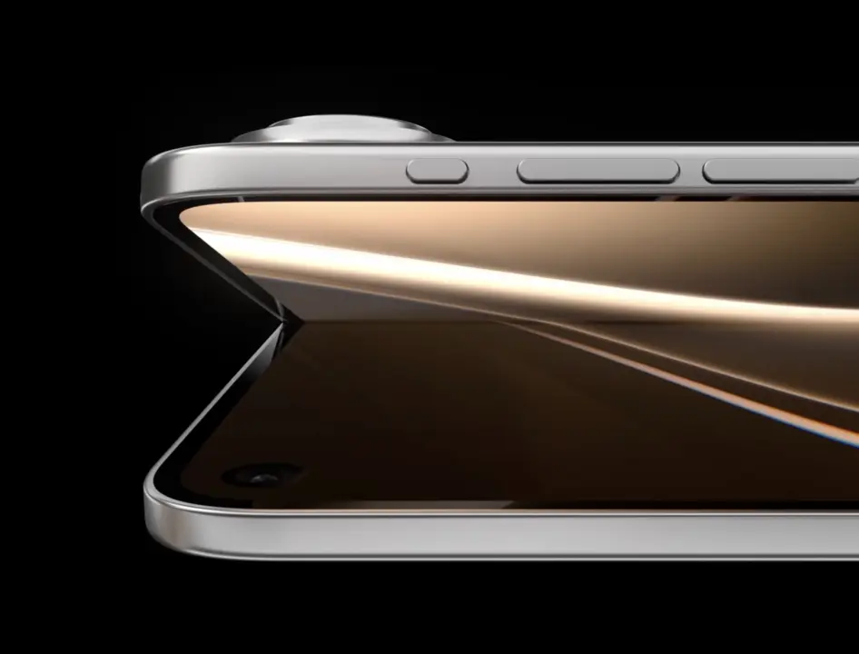 Apple iPhone Ultra 3 to Get Bigger Screens, Launches in Two Years