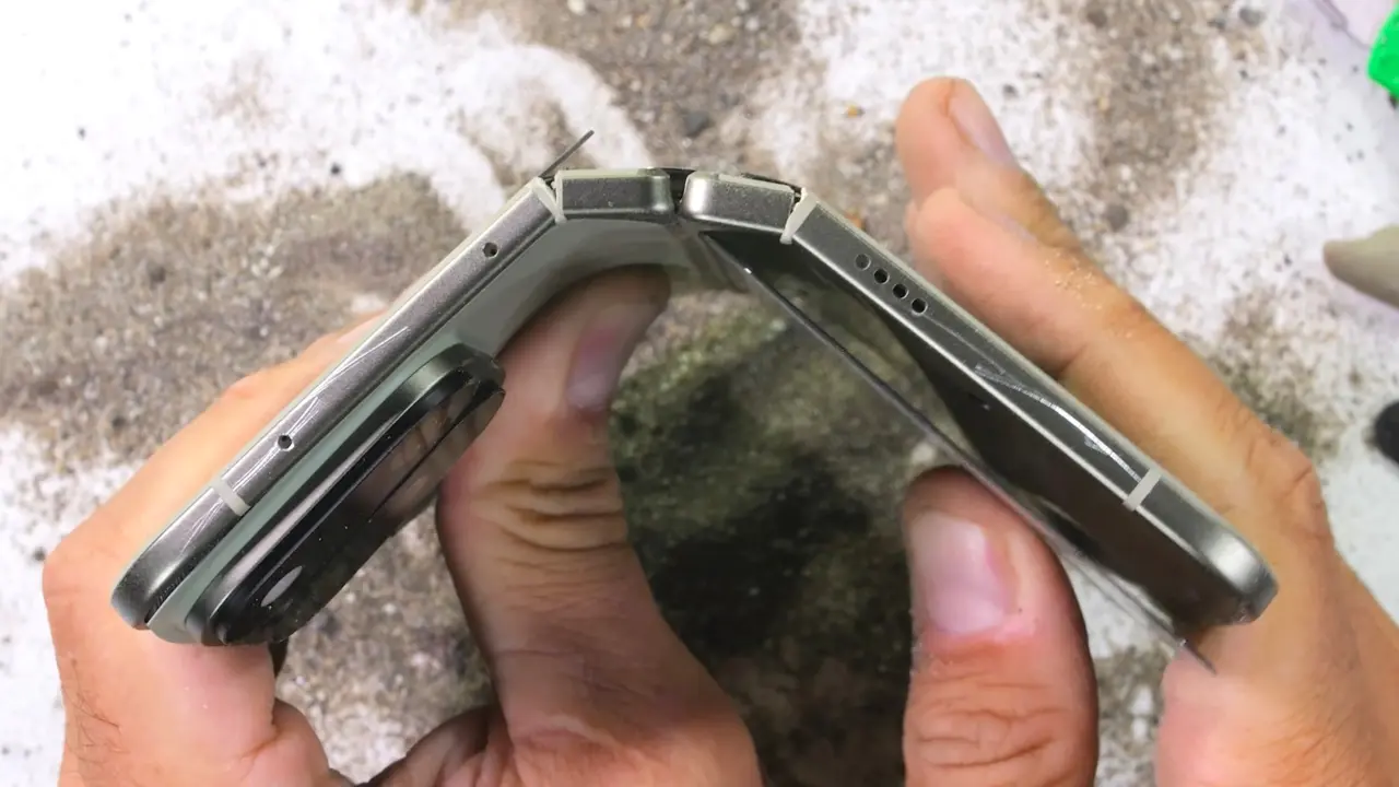 Google Pixel 11 Pro Fold Fails Bend Test Despite 3x Durability Claim