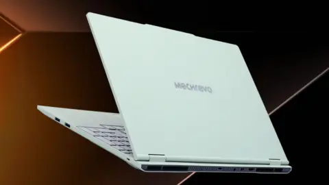 Mechrevo Phenom 15 Air launches with Ryzen 7 449 and RTX 5060
