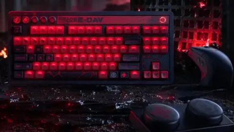 8BitDo Retro 87 Mechanical Keyboard; Retro R8 Mouse
