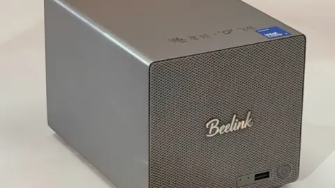 Beelink ME Pro NAS Adds Intel Panther Lake, Core Ultra X7