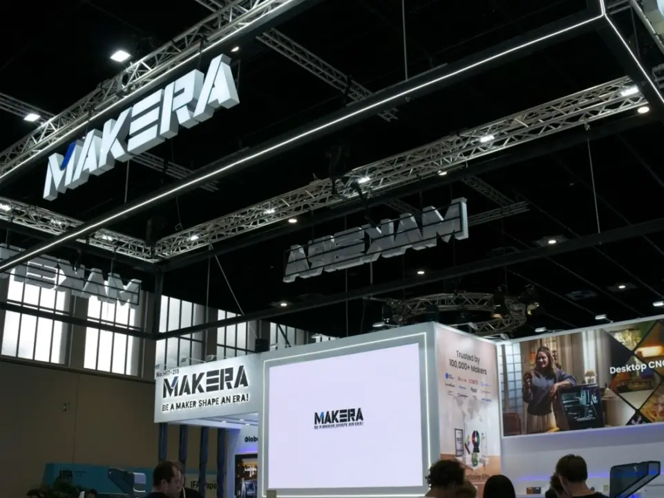 Creality K3 3D Printer with Toolchanger and Makera Z1 CNC at IFA 2026