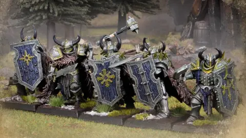 Games Workshop staff share Chaos miniature painting techniques for Warhammer: The Old World