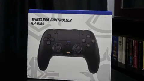 Gamrombo RH-5189 PS5 Controller Delivers 10 Hours 53 Minutes of Battery Life for $40