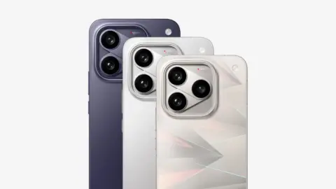 iQOO 16 camera specs confirmed: 79% more light capture with 50MP OV50Q main sensor