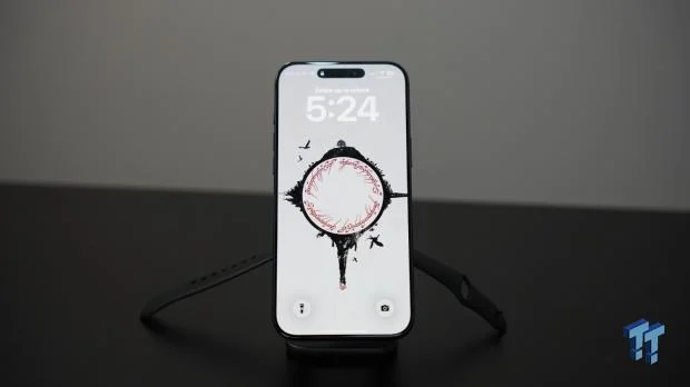 KUXIU X40 Turbo foldable wireless charger in aluminum finish