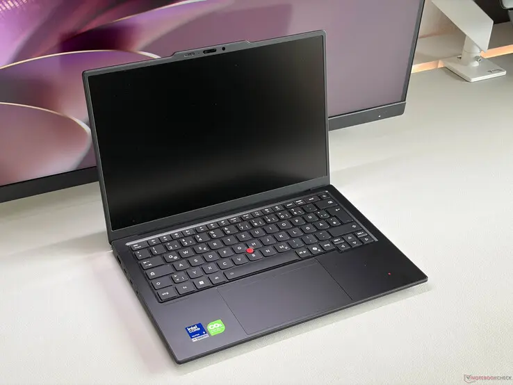Lenovo ThinkPad X1 Carbon Gen 14 beats HP EliteBook X in battery life