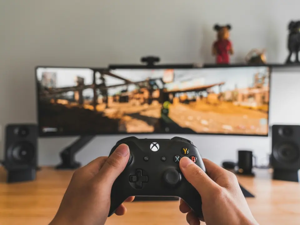Microsoft Patents In-Game Ad System for PC and Console Gaming